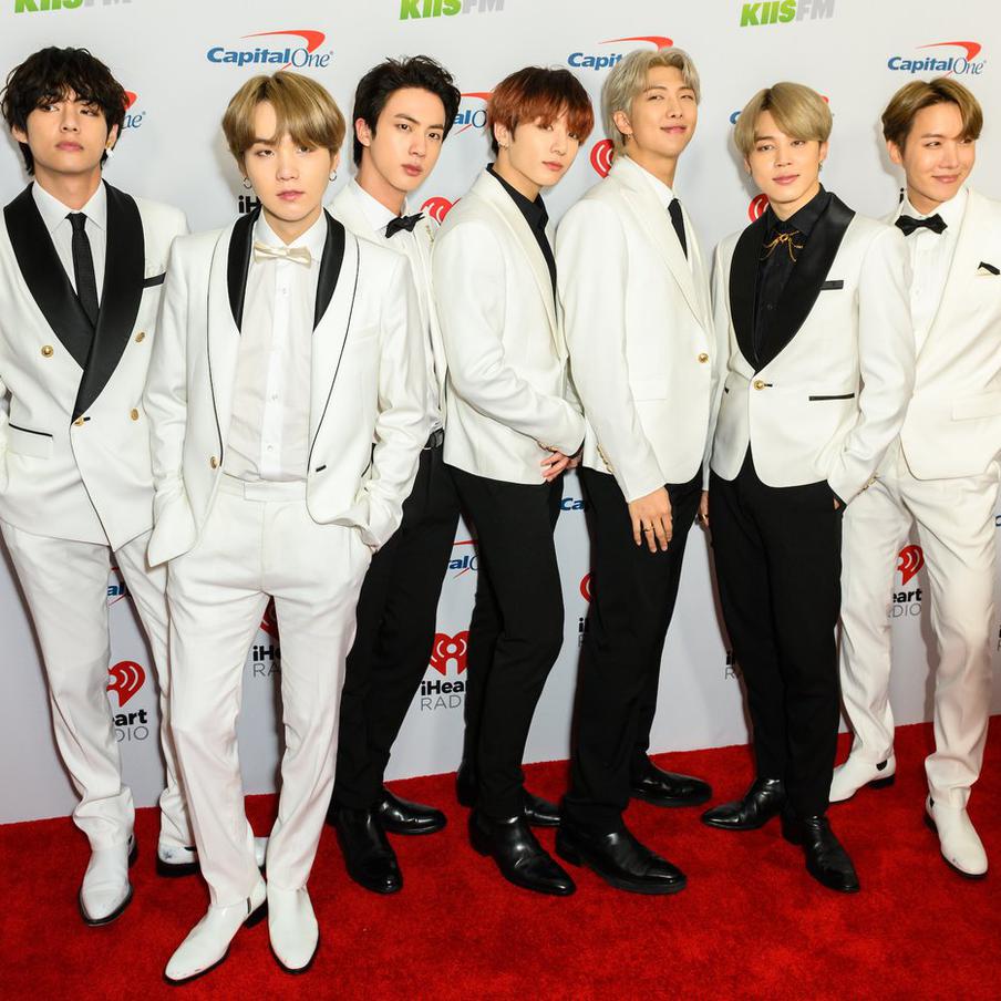 Китаец получил 20 лет в Корее за попытку взлома счёта Чонгука из BTS. Суд в Сеуле приговорил гражданина Китая к 20 годам тюрьмы за попытку кражи акций на $5,9 млн у участника группы BTS Чонгука. Преступная группировка, охотившаяся на богачей, действовала с 2023 года и украла более чем $27 млн