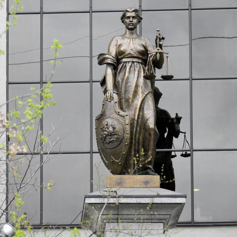 Верховный суд РФ пресёк многолетнее затягивание дела о банкротстве. Предприниматель из Ярославской области добивался завершения процедуры, которая продолжалась с 2018 года. За это время заседания неоднократно переносились из-за многочисленных ходатайств кредитора