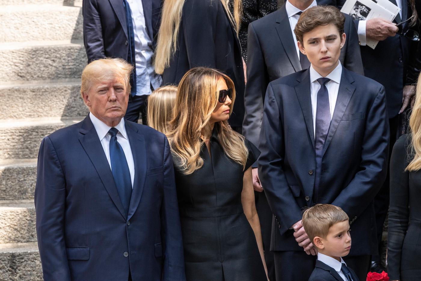 СМИ: 20-летний сын Трампа боится угроз Ирана и ведёт затворнический образ жизни