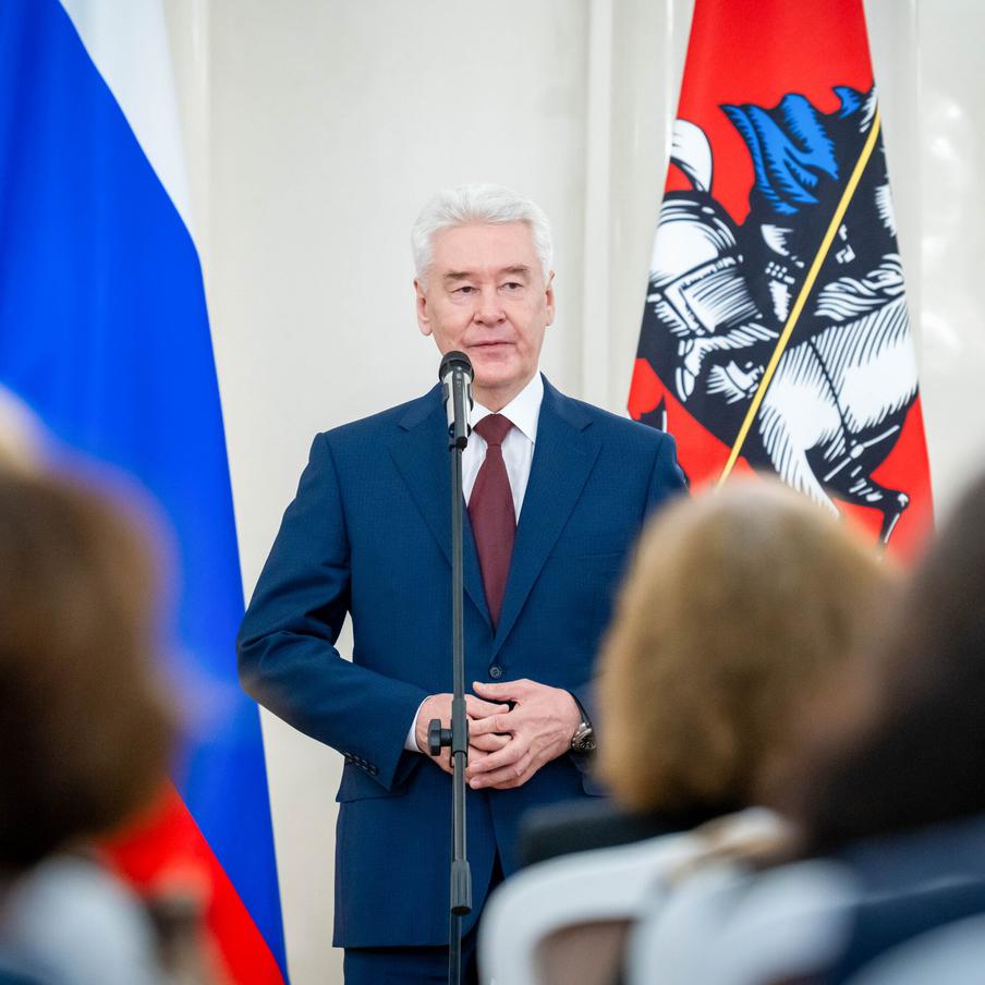 Собянин сообщил об уничтожении уже 13 БПЛА на подлёте к Москве. Столичный мэр рассказал об уничтожении ещё трёх украинских дронов на подлёте к городу. Таким образом, количество сбитых целей достигло 13