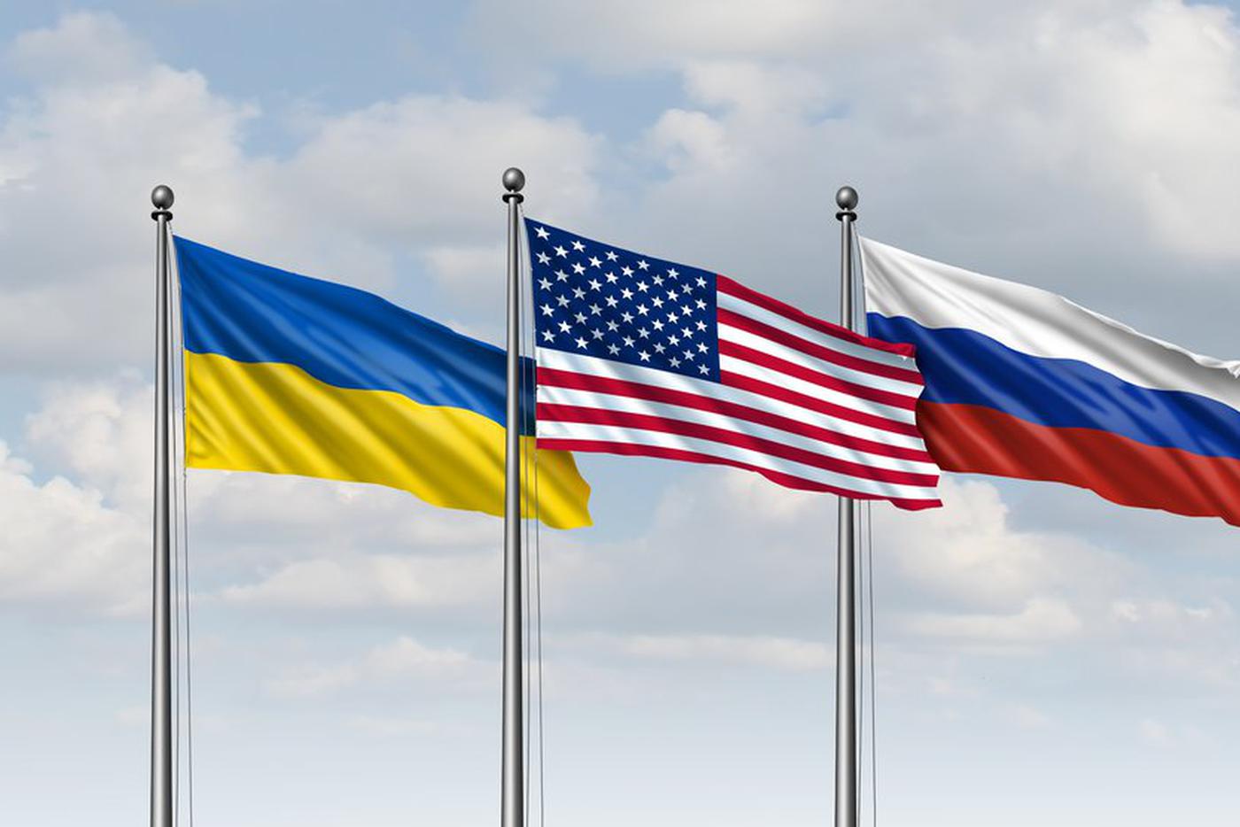 Axios: глава ЦРУ предложил провести встречу президентов США, России и Украины
