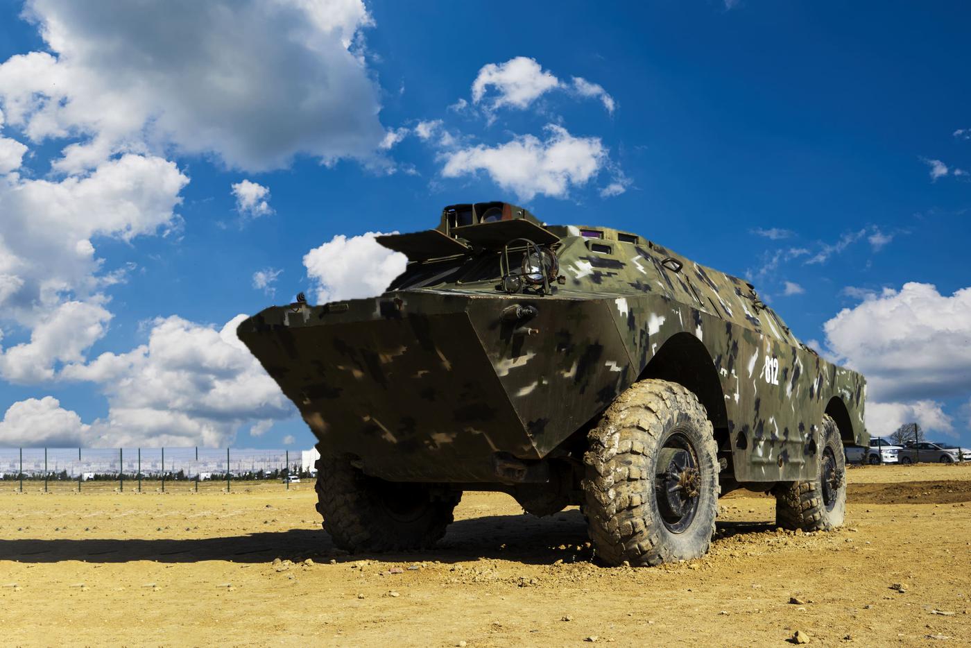 Российские военные заявили о первом уничтожении канадской бронетехники в зоне проведения спецоперации