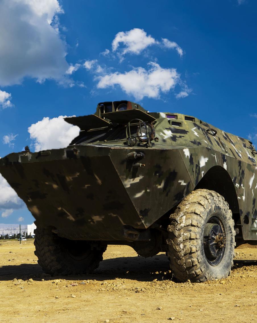 Российские военные заявили о первом уничтожении канадской бронетехники в зоне проведения спецоперации