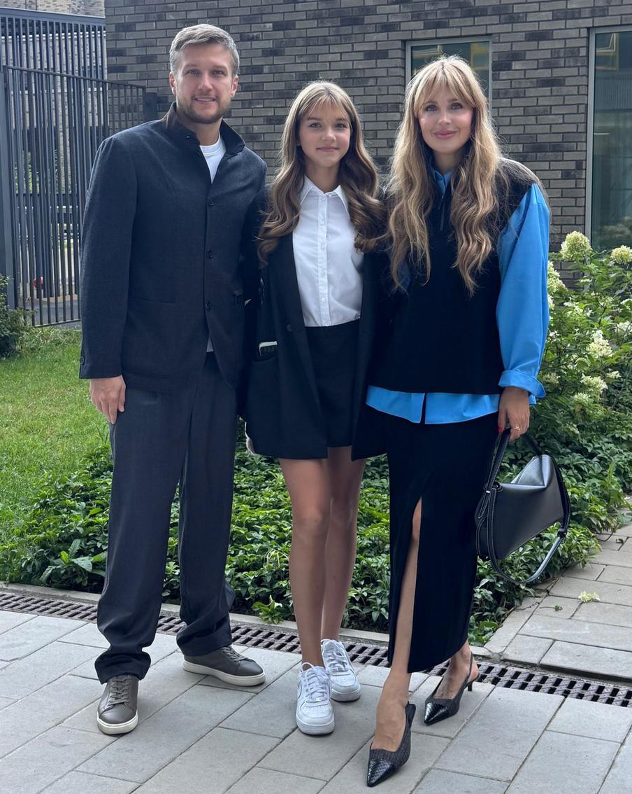 Елена Дудина и Анатолий Руденко с дочкой.
