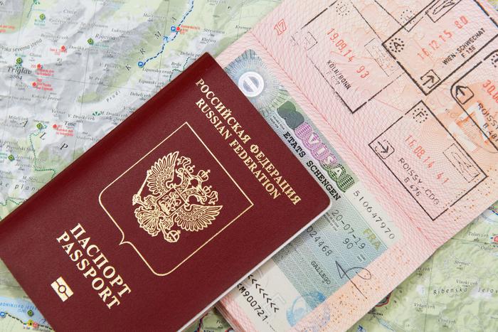 Получение российских паспортов в Бонне изменится с сентября