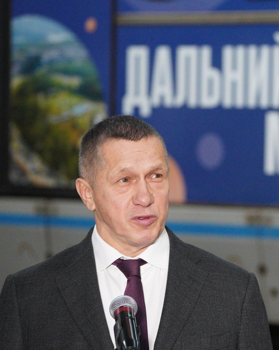 Трутнев пообещал продолжение работы "Арктикугля" на Шпицбергене. Вице-премьер отметил поддержку предприятия и раскритиковал решение норвежских властей задержать российское судно "Профессор Молчанов" по заявлению украинской компании