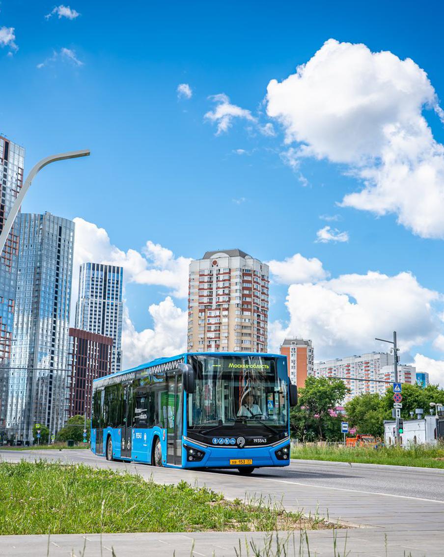 На 9 пригородных маршрутах в 5 округах работают автобусы "ЛиАЗ Ситимакс 12"