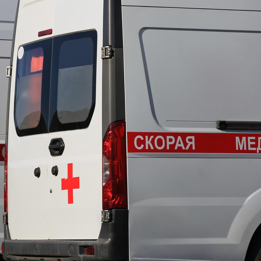 Количество жертв смертельного ДТП под Архангельском выросло до 13 человек. В результате столкновения автобуса и грузовика в Архангельской области могли погибнуть более дюжины пассажиров. Отмечается, что всего в ДТП попали три автомобиля