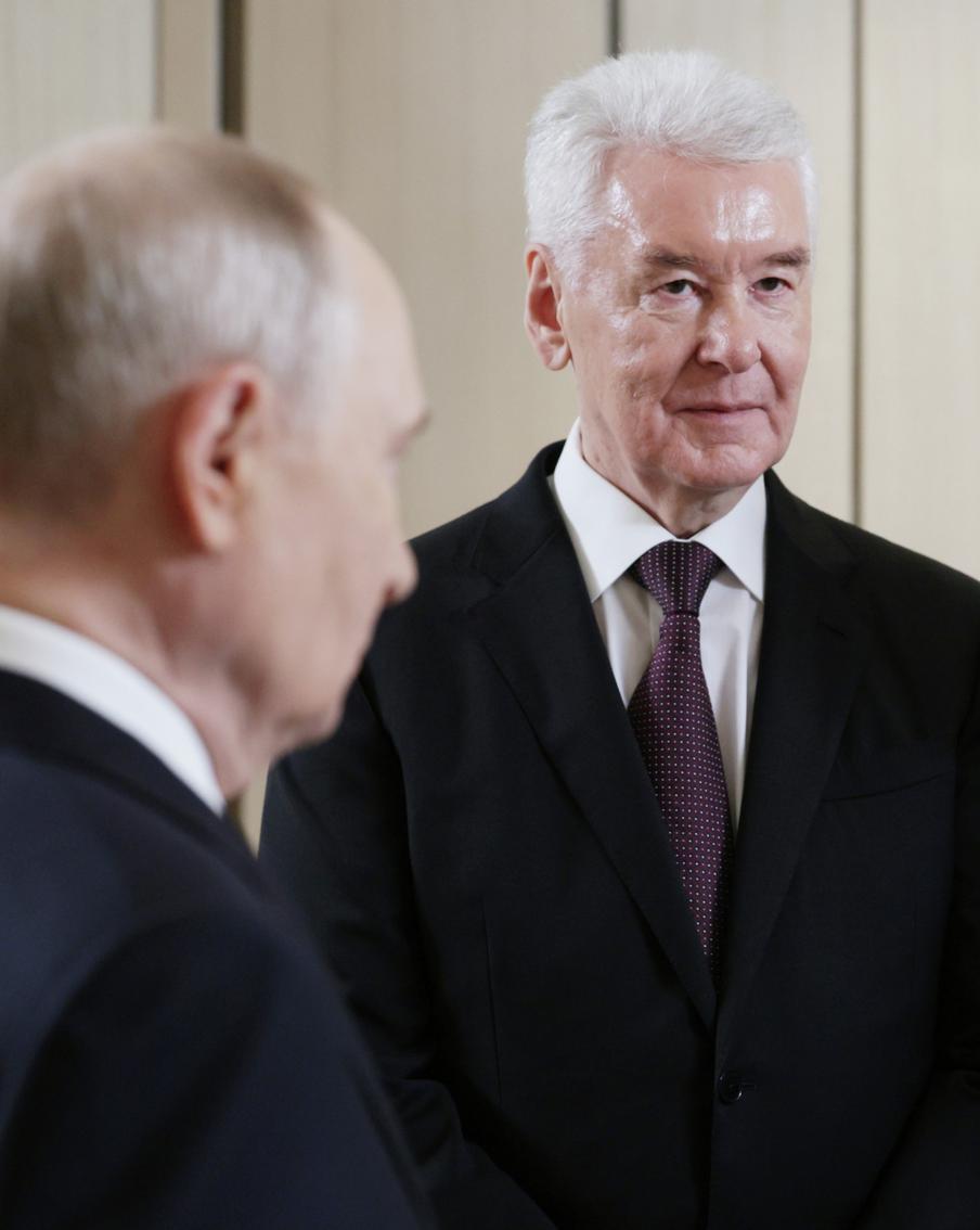 Мэр Москвы Сергей Собянин обратился к жителям столицы с призывом поддержать "Единую Россию" на выборах