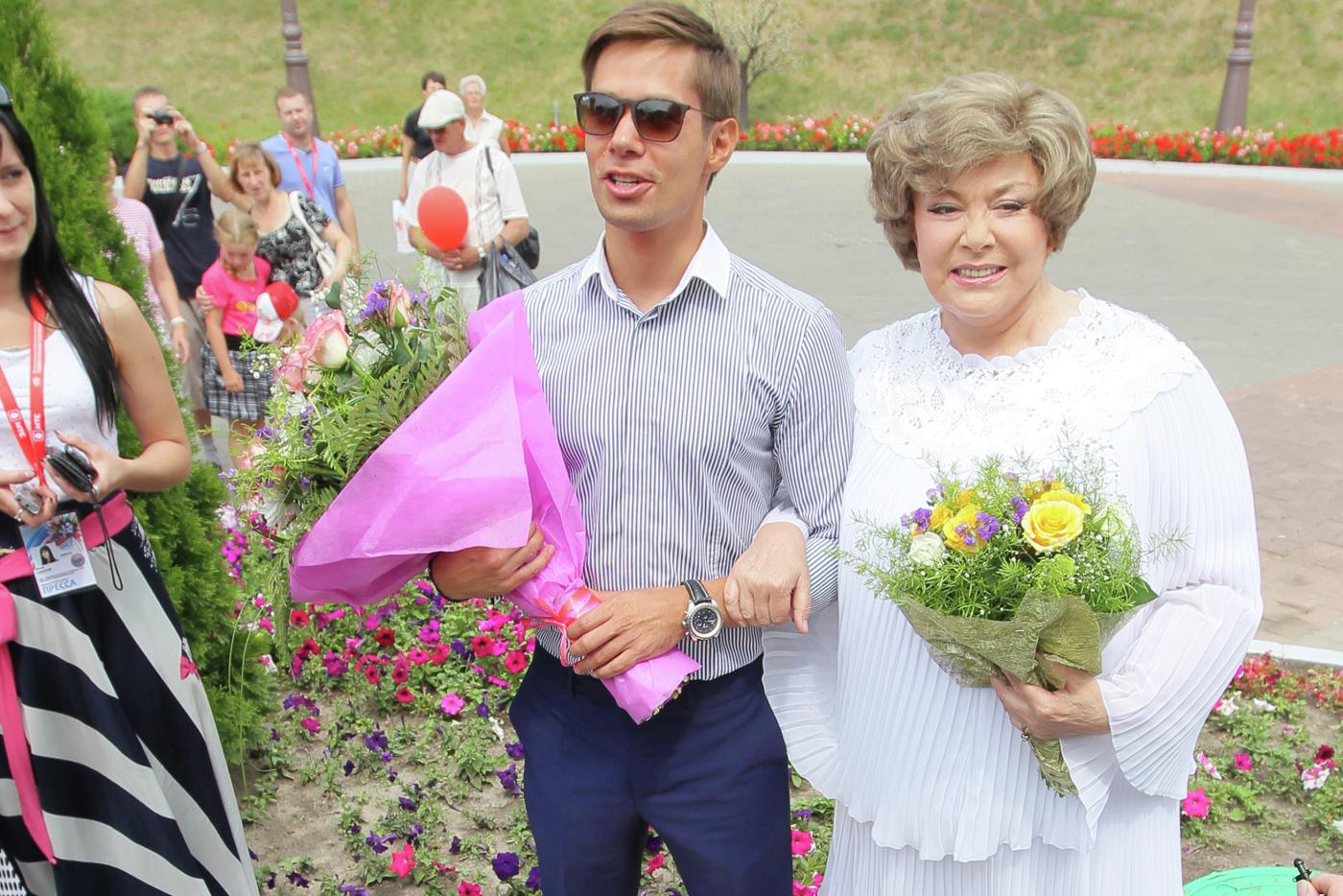 "Нам будет тебя не хватать": скорбь и слёзы пришли в дом Эдиты Пьехи