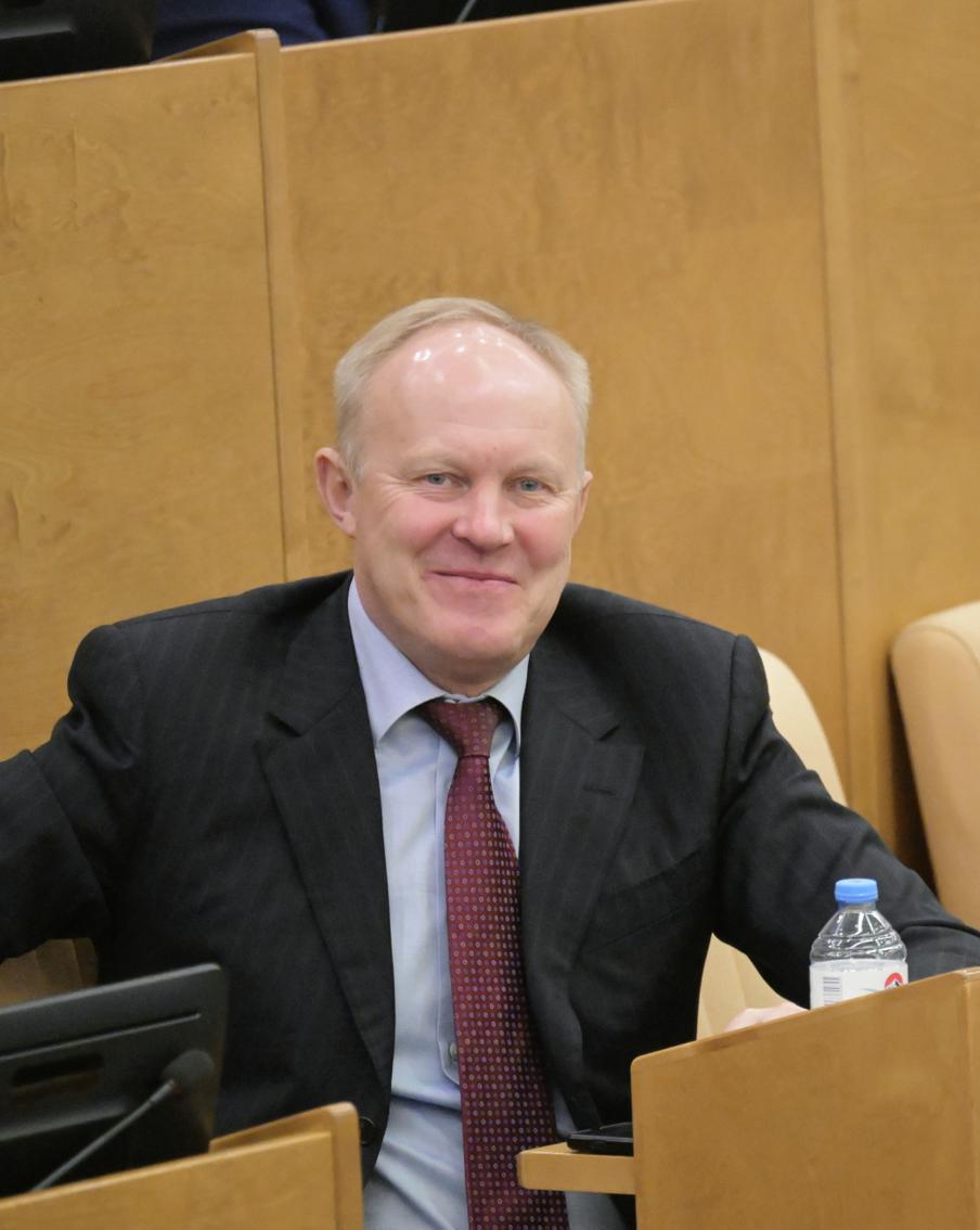Двукратный олимпийский чемпион Сергей Чепиков скончался на 60-м году жизни. По данным его супруги, причиной стала онкология – спортсмен долго и тяжело боролся с болезнью. Информацию об этом подтвердил и двукратный олимпийский чемпион Дмитрий Васильев