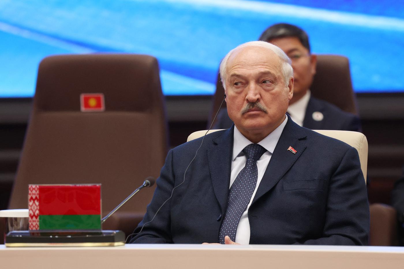 Александр Лукашенко заявил, что Белоруссия могла бы повторить судьбу Украины