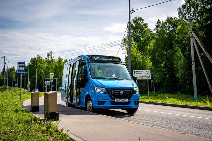 Более 40 современных автобусов малого класса пришли в парки Мосгортранса