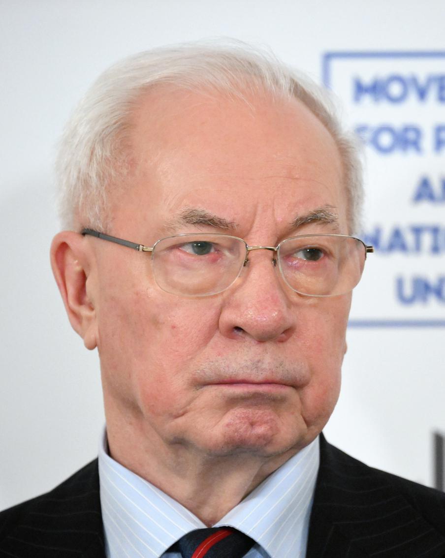 Бывший премьер-министр Украины Азаров заявил о сокращении населения страны. Политик также сообщил о состоянии энергетической инфраструктуры Незалежной
