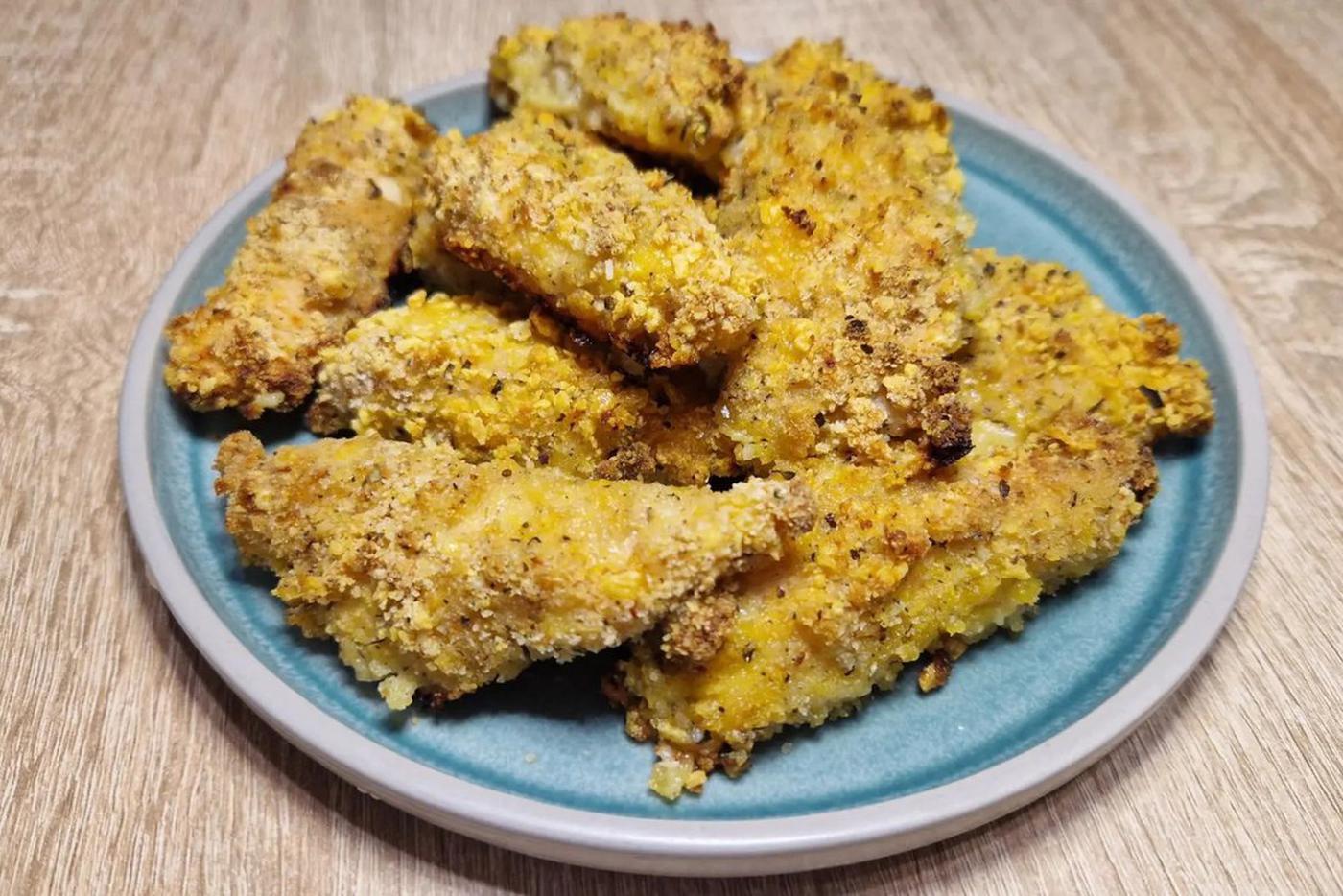 Рецепт домашних стрипсов: готовим вкусные и полезные кусочки курицы в панировке