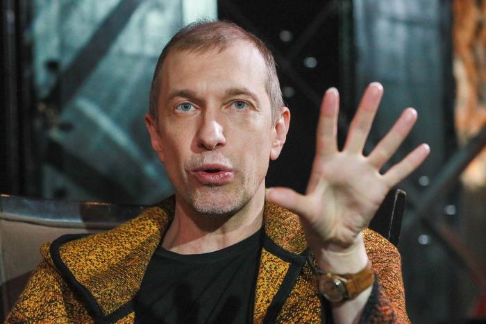 Сергей Соседов ездил в метро, жил с мамой и до конца дней хранил письмо Эдиты Пьехи