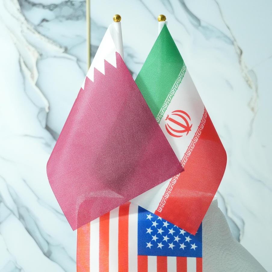 Переговоры США и Ирана в тупике, усилия Катара провалились. Дипломатические усилия Дохи по сближению позиций Вашингтона и Тегерана на этой неделе не увенчались успехом. Ни одна из сторон не готова идти на компромисс, что усиливает риск возврата к вооружённому противостоянию. В американских политических кругах допускают, что президент Дональд Трамп может отдать приказ о возобновлении боевых действий