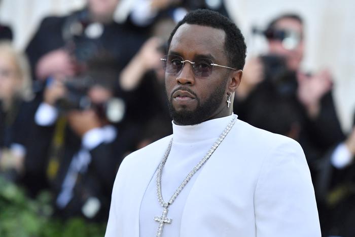 Контрабанда, прислуга и соцсети: как P. Diddy устроился в федеральной тюрьме