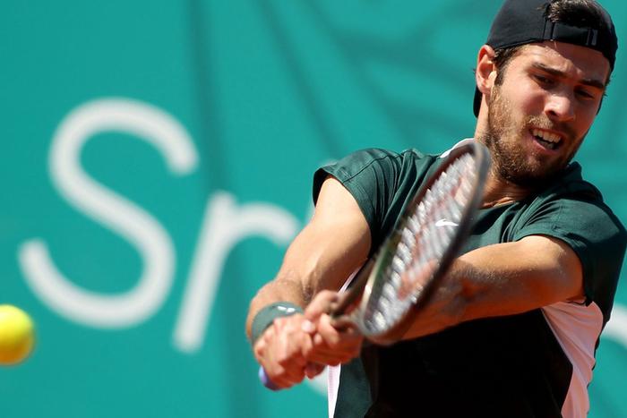 Хачанов вышел во второй круг China Open после победы над канадцем