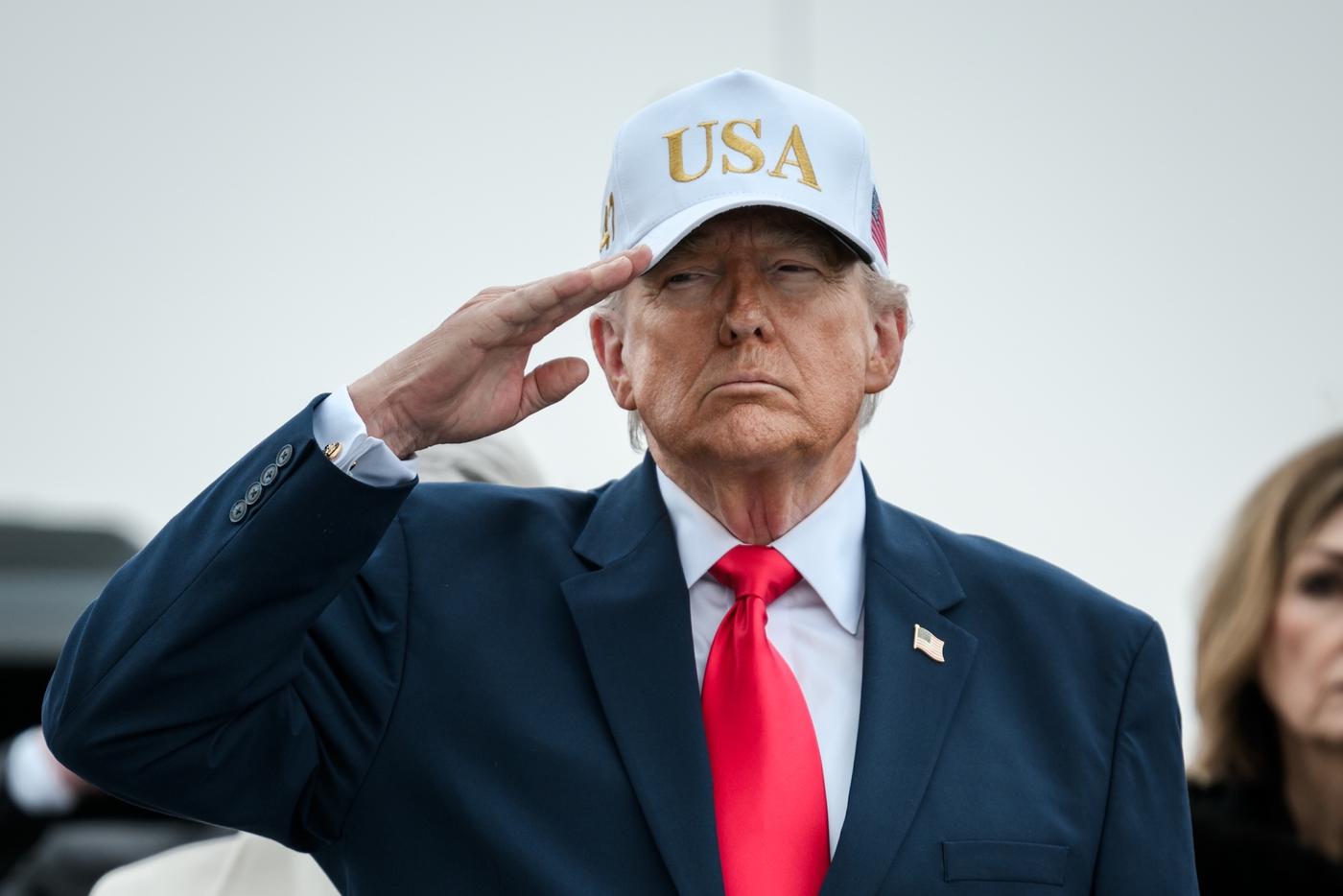 Трамп назвал "небольшой ценой" уничтожение Лос-Анджелеса в ходе войны с Ираном