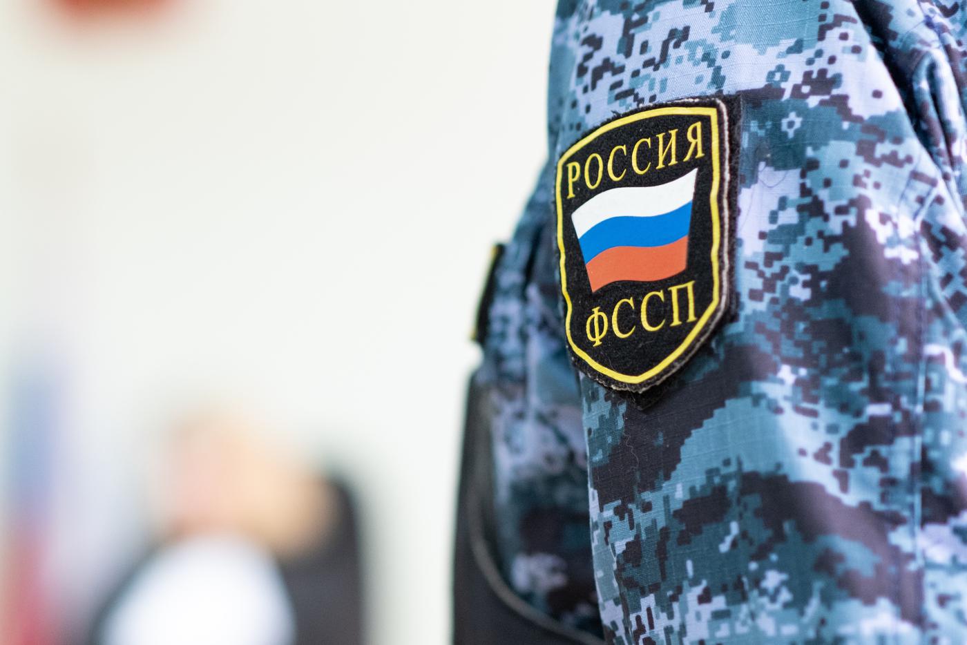 Миллионы запросов от ФССП парализуют работу российских банков