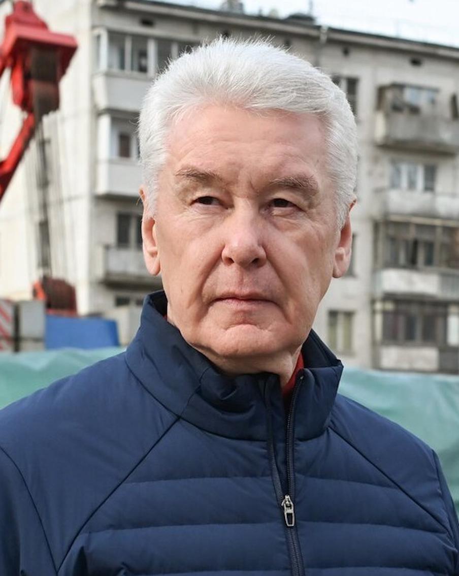 С вечера 12 октября в сторону Московского региона летели 417 БПЛА — Собянин. Отражена очередная массированная атака на столицу. Беспилотники неприятеля продолжают лететь в сторону Москвы. Силы ПВО оперативно отражают попытки атаки, уничтожая аппараты на подлёте к городу. Первые БПЛА были уничтожены 12 октября в 22:40