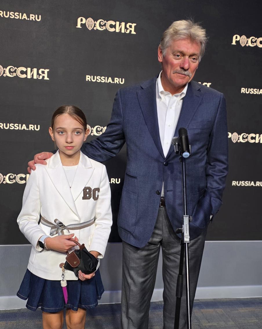 "Мама мне сказала: "Я тоже через это прошла": первое интервью дочери Навки и Пескова