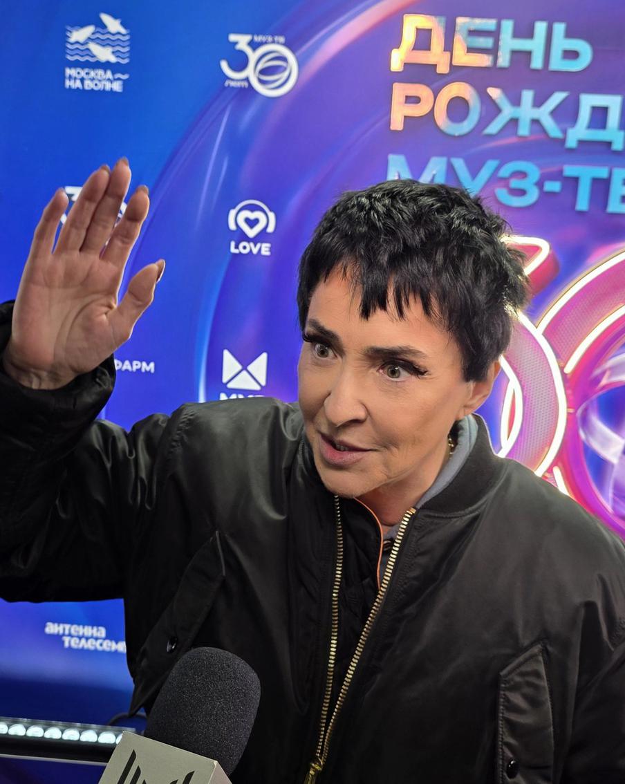 Лолита выступила в поддержку Андрея Губина.