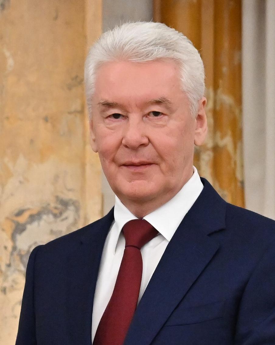 Собянин поздравил московских сварщиков с победой на международном конкурсе. Речь идёт про турнир "Кубок дуги – 2026", который проходил с 15 по 20 октября. Это не первая победа столичных специалистов на международных соревнованиях. Они возвращались в Москву с победой и в 2017, и в 2019, и в 2023 годах. Как подчеркнул мэр, за престижными наградами – "годы труда и тренировок"