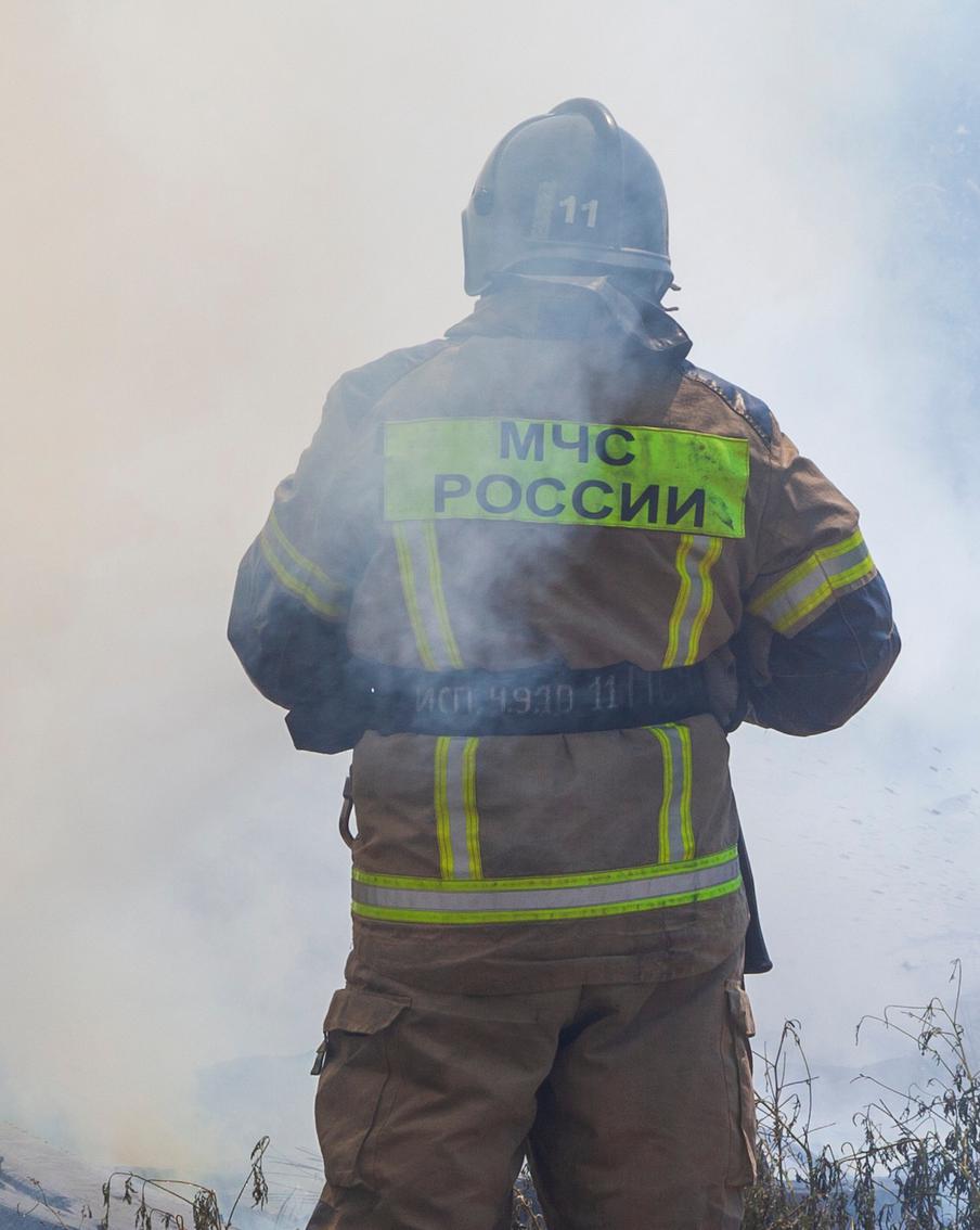 ВСУ ударили по зданию Луганской телефонной компании — под завалами ищут людей. Кроме того, в республике уже известно о трёх жертвах прошедшей накануне атаки на центр столицы. Глава ЛНР выразил глубокие соболезнования родным и близким погибших. Киевский режим продолжает атаковать мирную инфраструктуру в российских регионах