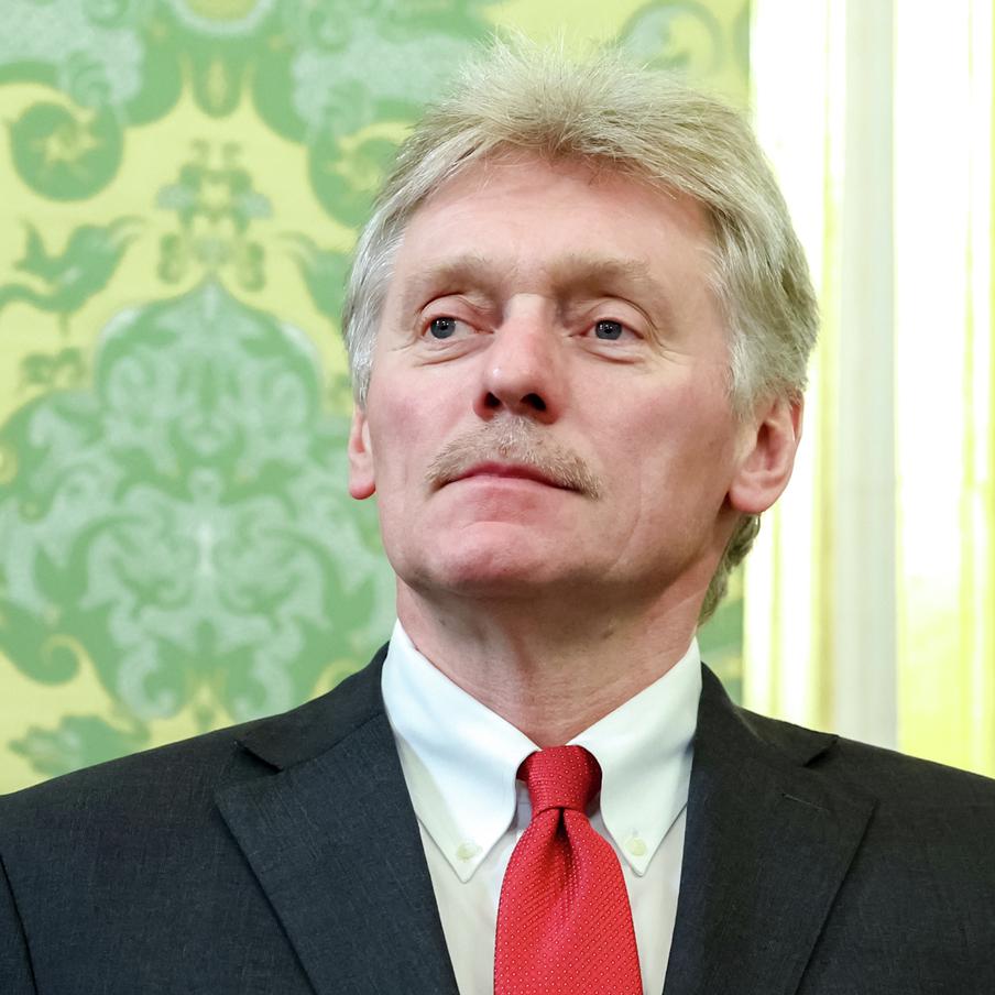 Дмитрий Песков поблагодарил США за усилия по Украине. Пресс-секретарь президента РФ Дмитрий Песков заявил, что Россия признательна Соединённым Штатам за искреннее желание продолжать усилия по украинскому урегулированию. Заявление прозвучало после переговоров Владимира Путина со спецпосланником США Стивом Уиткоффом