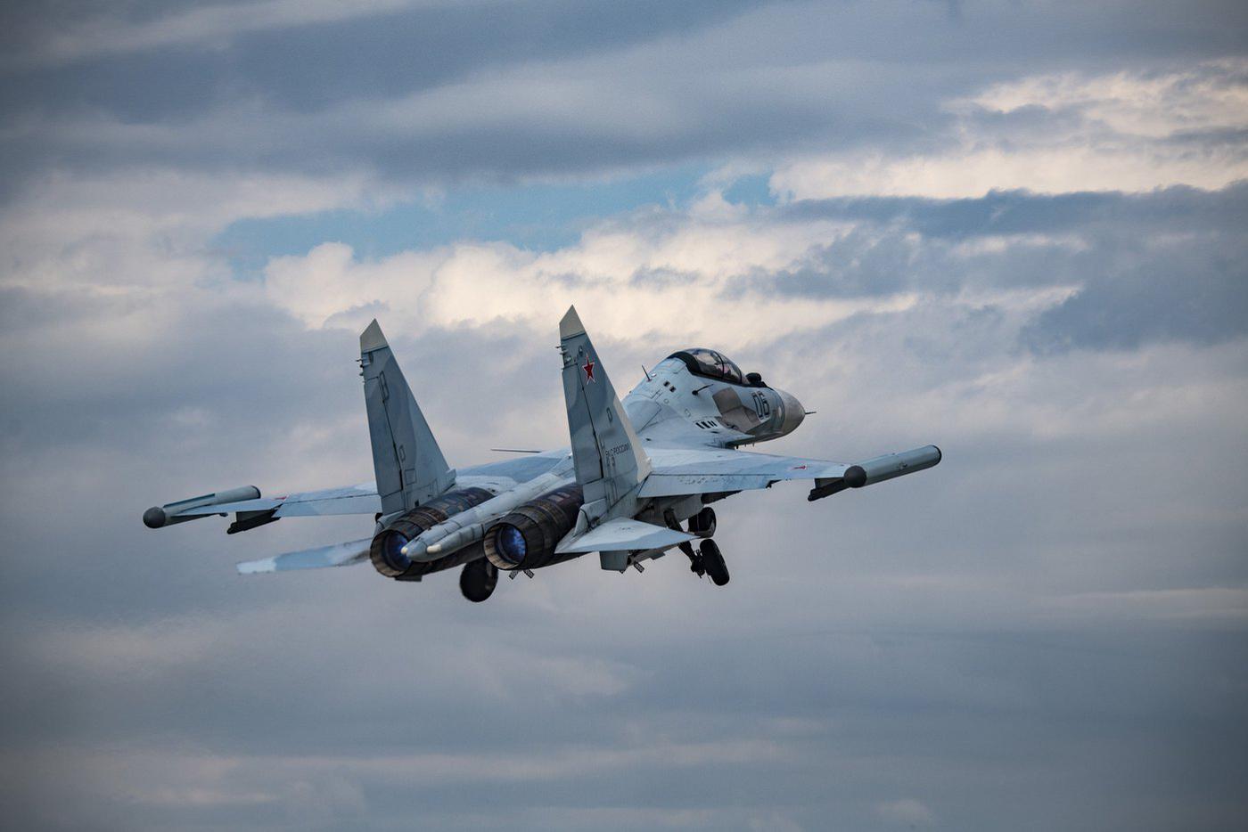 Минобороны сообщило о массированном ударе по военным объектам Украины