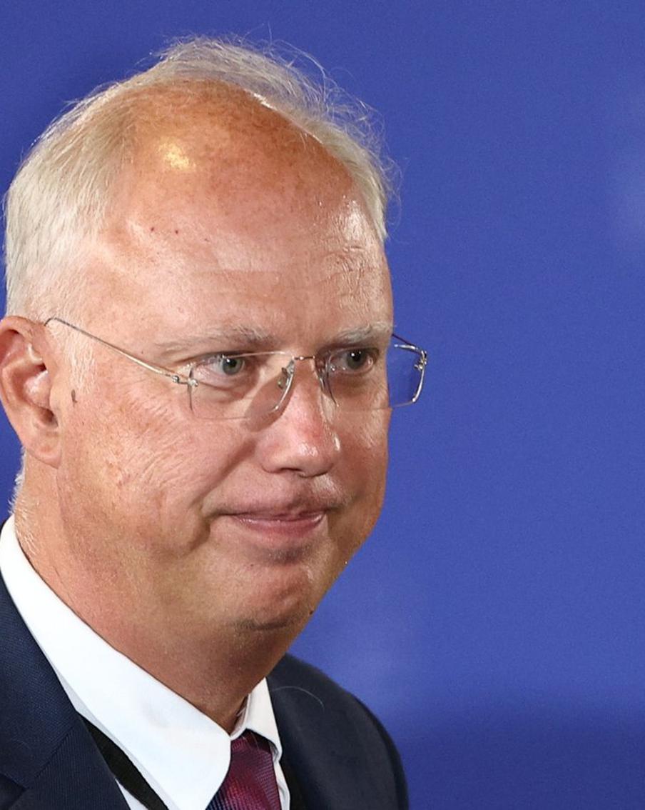 Дмитриев заявил о будущем возобновлении работы "Северных потоков". Глава Российского фонда прямых инвестиций выразил уверенность, что оба газопровода вновь начнут работать. Об этом он заявил на Евразийском экономическом форуме