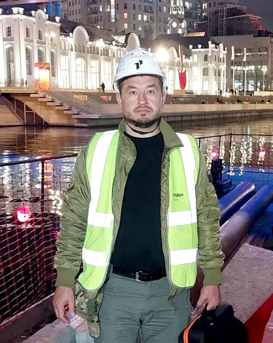 Александр Иванов, ведущий специалист.