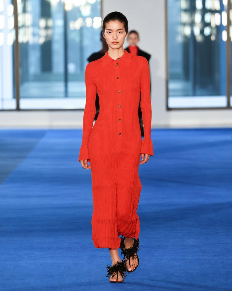 Модель на показе Proenza Schouler.