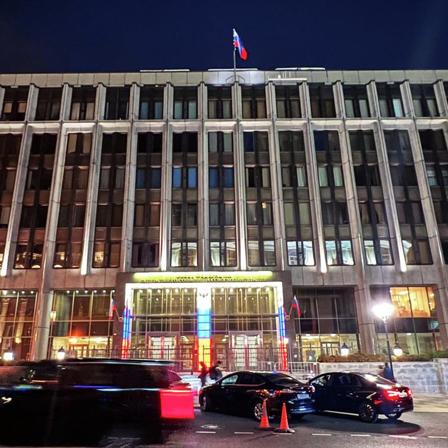 В России могут ввести единые правила проверки дипломов на плагиат. Совет Федерации рекомендовал Рособрнадзору и Минобрнауки проработать возможность унификации проверки выпускных квалификационных работ на объём заимствованного текста