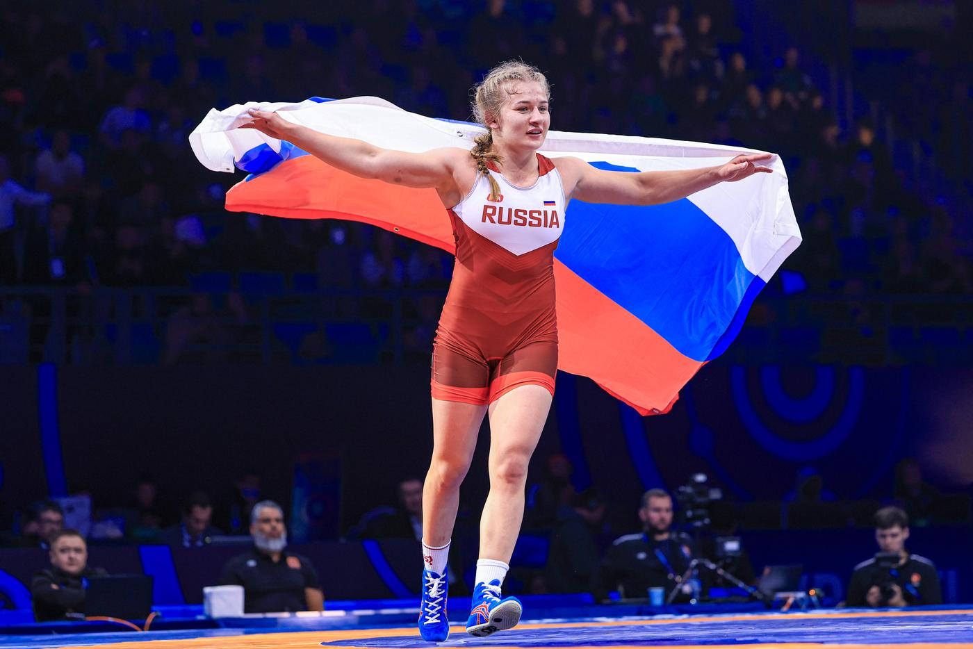 Наша звёздочка Алина Касабиева променяла шоколадки на золото чемпионата мира
