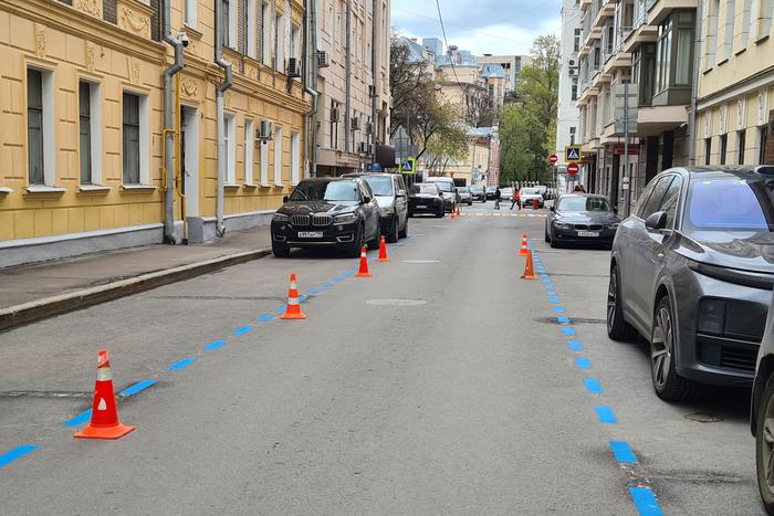 Гибкие тарифы на парковку в Москве помогают управлять пространством – комментарий автоэксперта